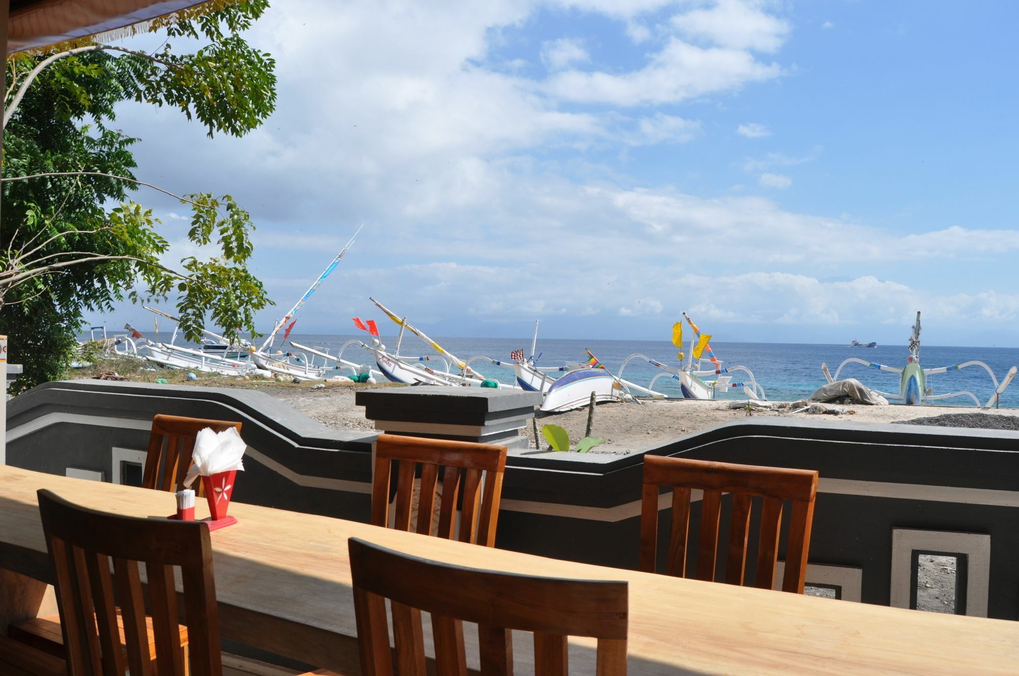 Deva Devi Beach Inn Luxury Batununggul Εξωτερικό φωτογραφία